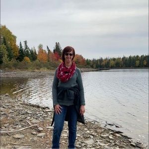 Meet your Posher, Annie